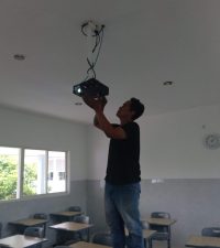 Servis Proyektor Sekolah 01